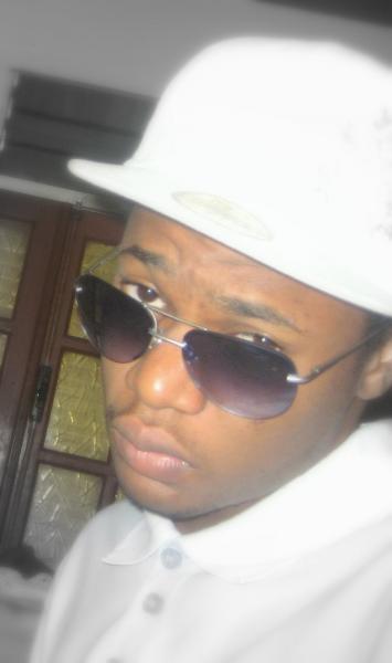 Olivier AkA GWAD'Mc ou encore NOno 2 M3